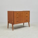 1387 8693 CHEST OF DRAWERS